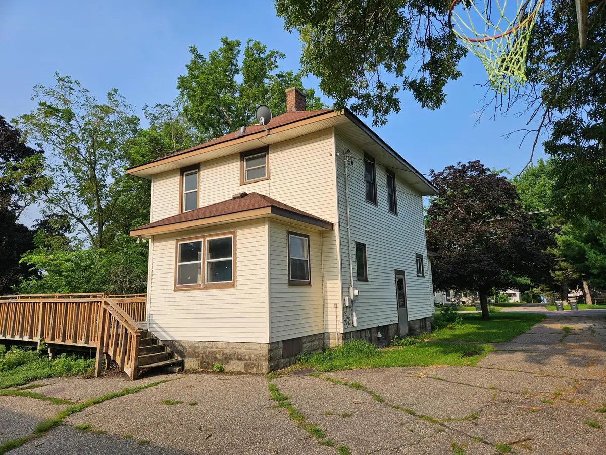 730 N 1st Street N, Waterville, MN 56096 - Image #1