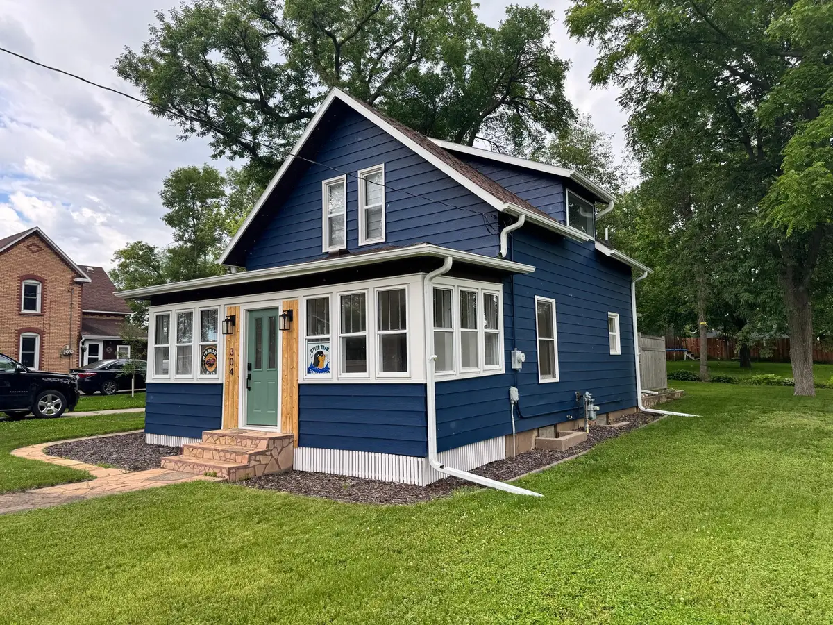 304 W Bowman Street, Battle Lake, MN 56515 - Image #1