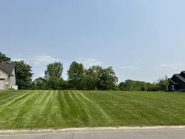 170 Donway Court Ne, Alexandria, MN 56308