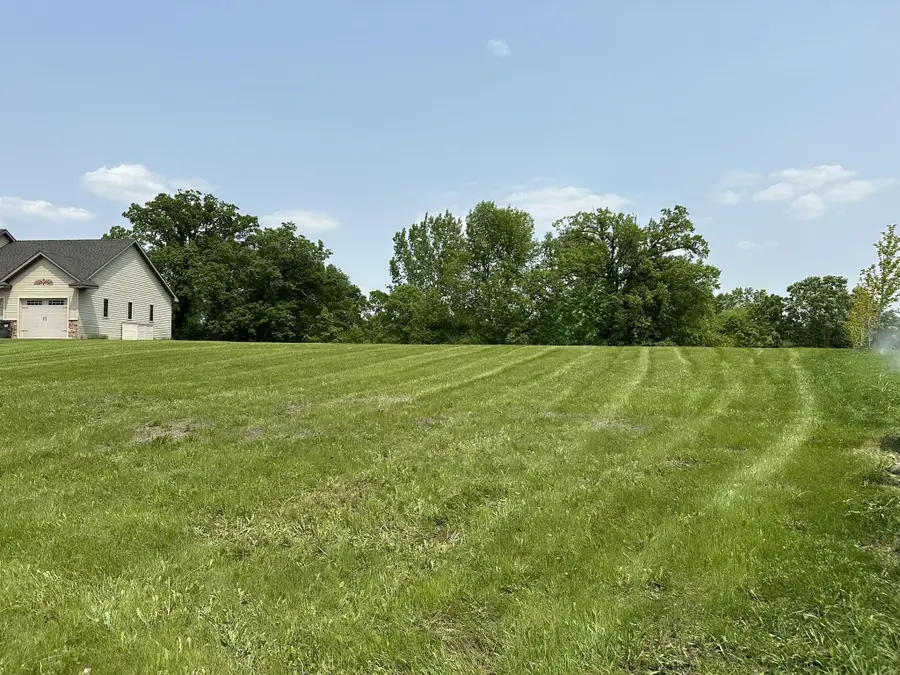 170 Donway Court Ne, Alexandria, MN 56308 - Image #2