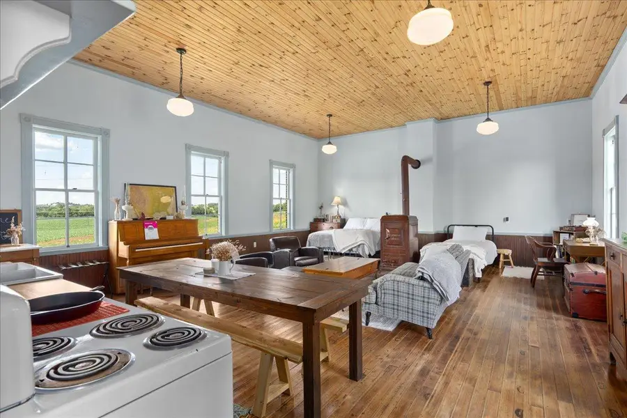 W1297 450th Avenue, Elmwood, WI 54740 - Image #3