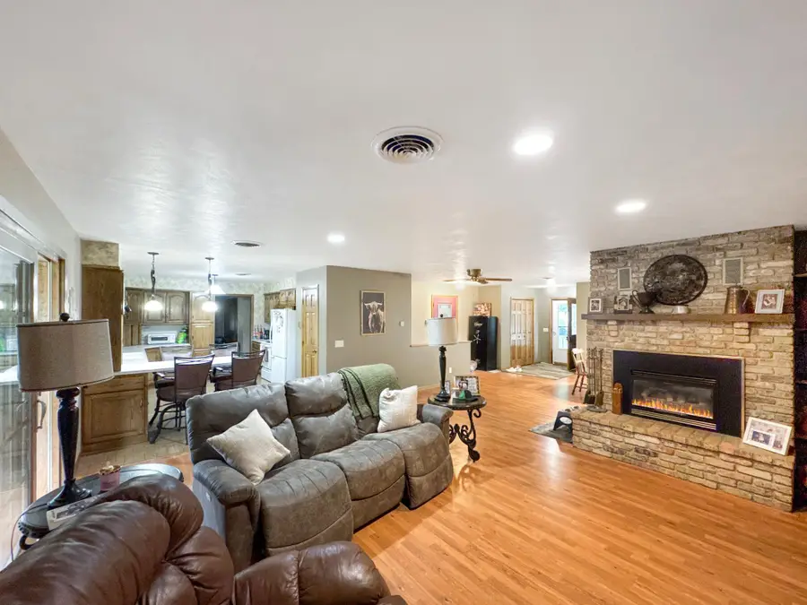 3033 Redwood Avenue, Slayton, MN 56172 - Image #2