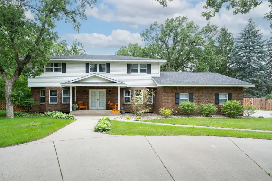 1708 Woodland Road, Saint Cloud, MN 56304 - #2