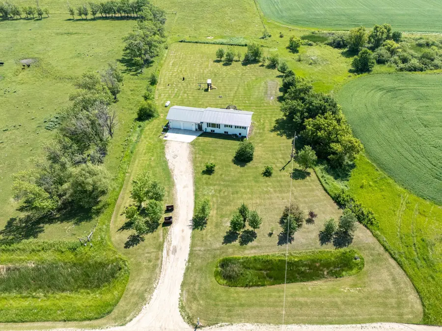 28736 160th Avenue Sw, Crookston, MN 56716 - Image #2