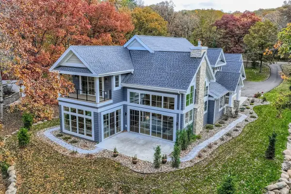 294 Cove Road, Hudson, WI 54016