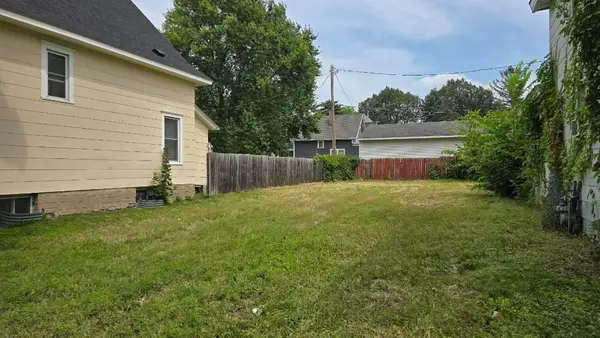 562 Western Avenue N, Saint Paul, MN 55103