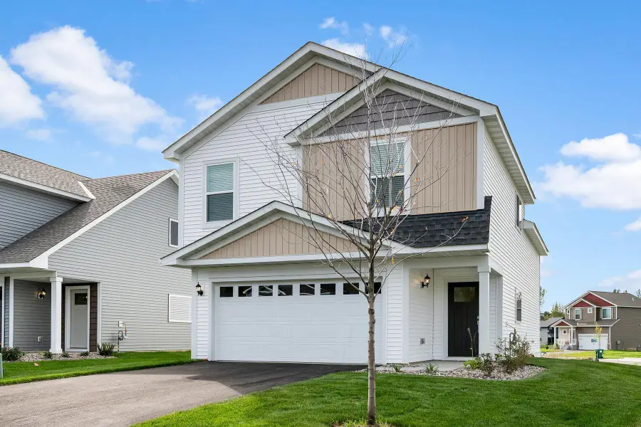 620 Redwood Loop N, Cambridge, MN 55008 - Image #2