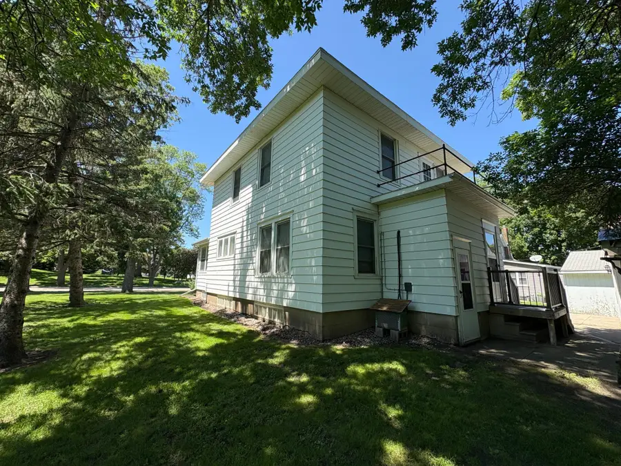 201 3rd Street Se, Renville, MN 56284 - Image #3