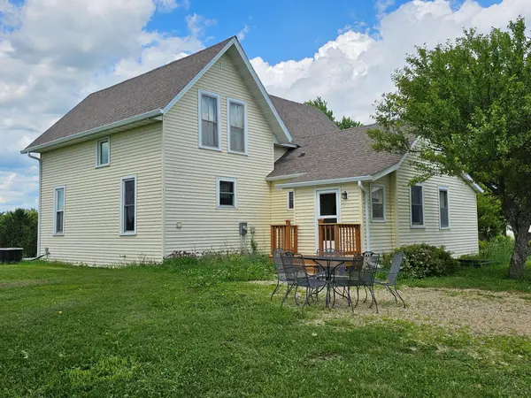 86389 245th Street, Albert Lea, MN 56007