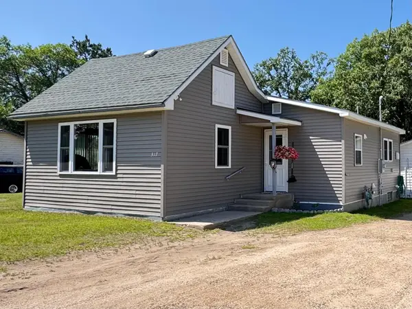 317 2nd Street Ne, Menahga, MN 56464