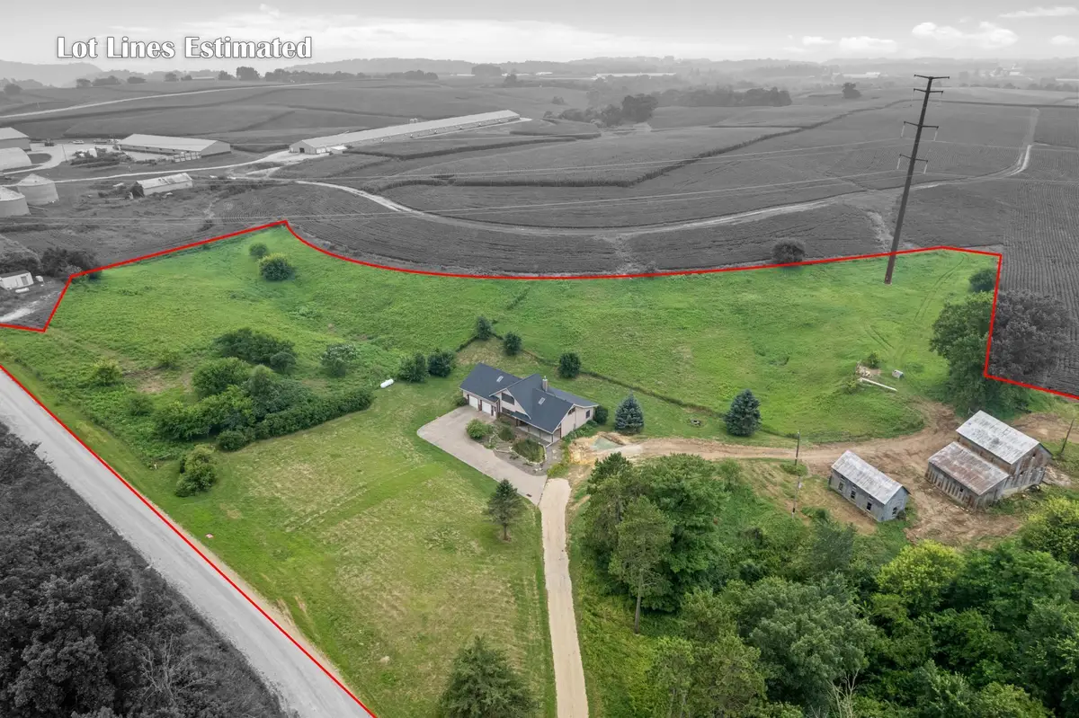 S3093 Baertsch Valley Road, Fountain City, WI 54629 - #1