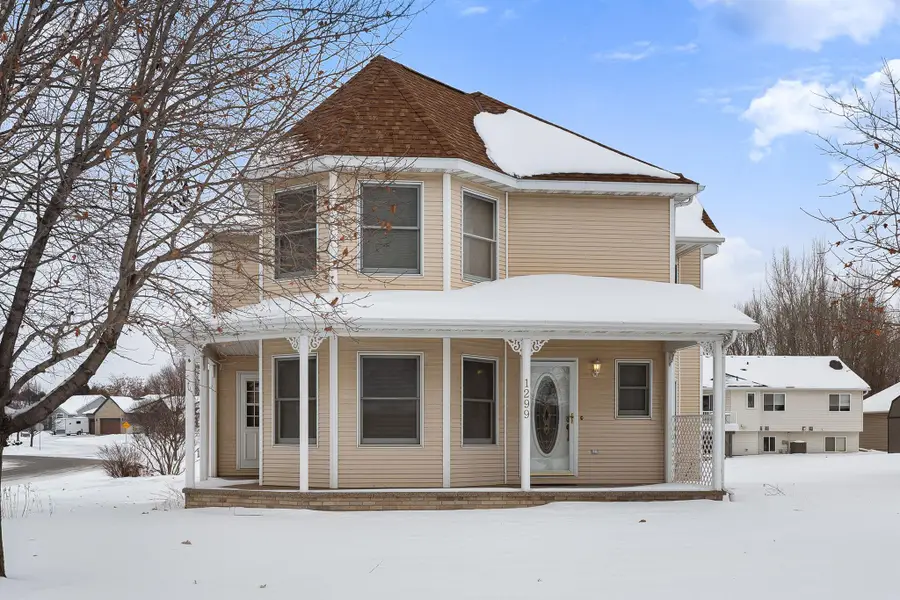 1299 Bellflower Lane Ne, Owatonna, MN 55060 - Image #3