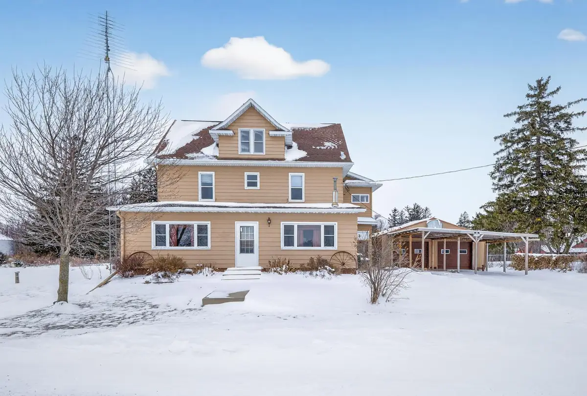 13331 40th Street Se, Eyota, MN 55934 - #1