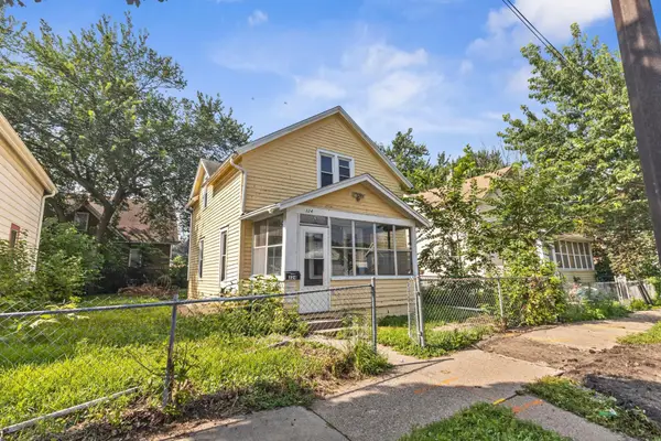 324 Van Buren Avenue, Saint Paul, MN 55103