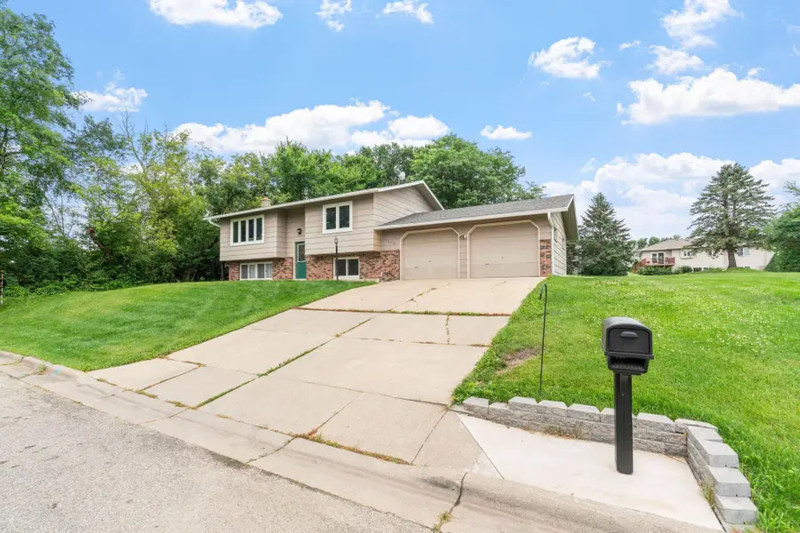 540 4th Street E, Wanamingo, MN 55983 - Image #2