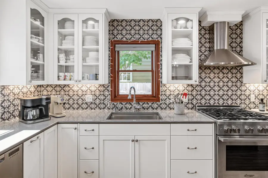 1856 Highland Parkway, Saint Paul, MN 55116 - Image #2