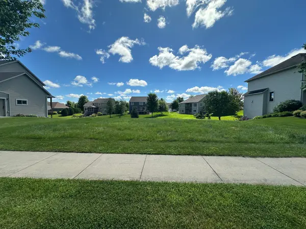 720 Somerby Parkway Ne, Byron, MN 55920