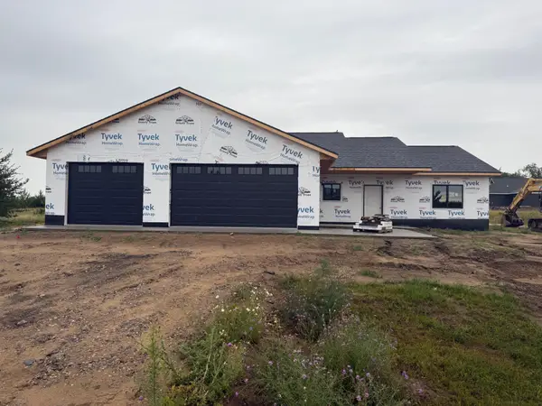 1320 Whiting Road Nw #63, Bemidji, MN 56601