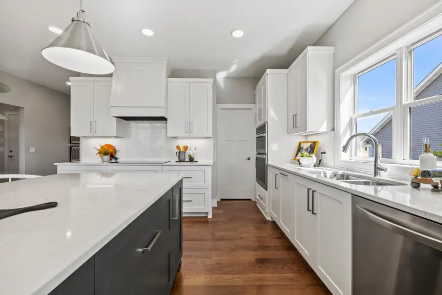 27130 Petes Hill Trail, Elko New Market, MN 55020 - Image #3