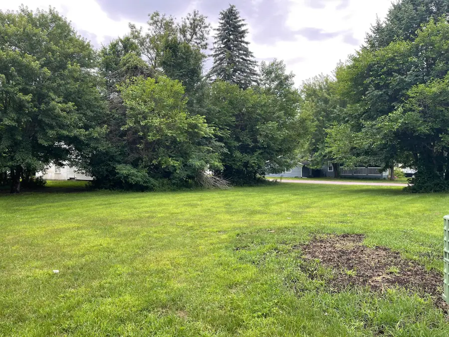 210 4th Avenue S, Princeton, MN 55371 - Image #2