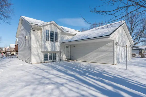 1670 Castle Drive, North Mankato, MN 56003
