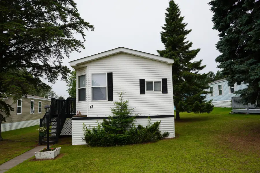 47 Coban Dr, Duluth, MN 55808 - Image #2