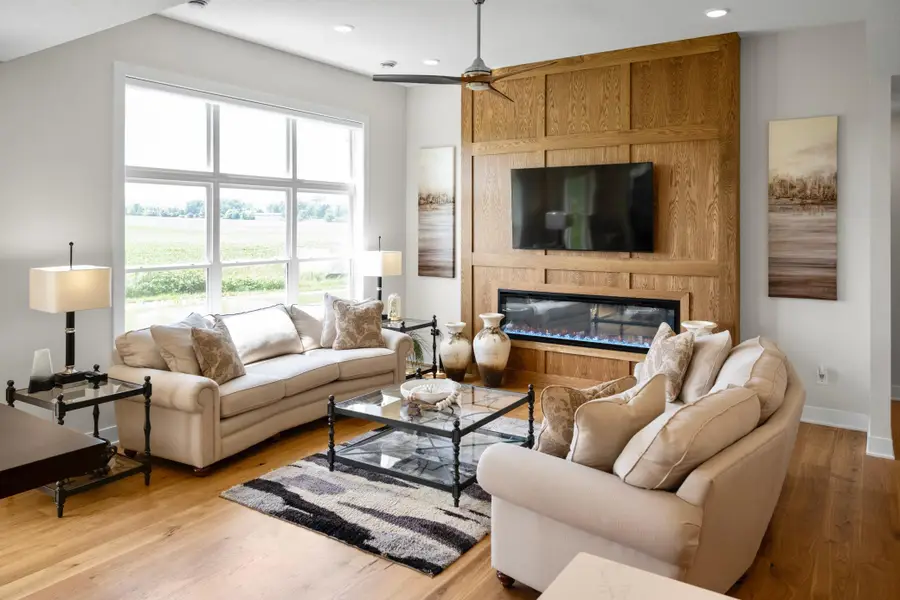 318 E Ford Street E, Northfield, MN 55057 - #3