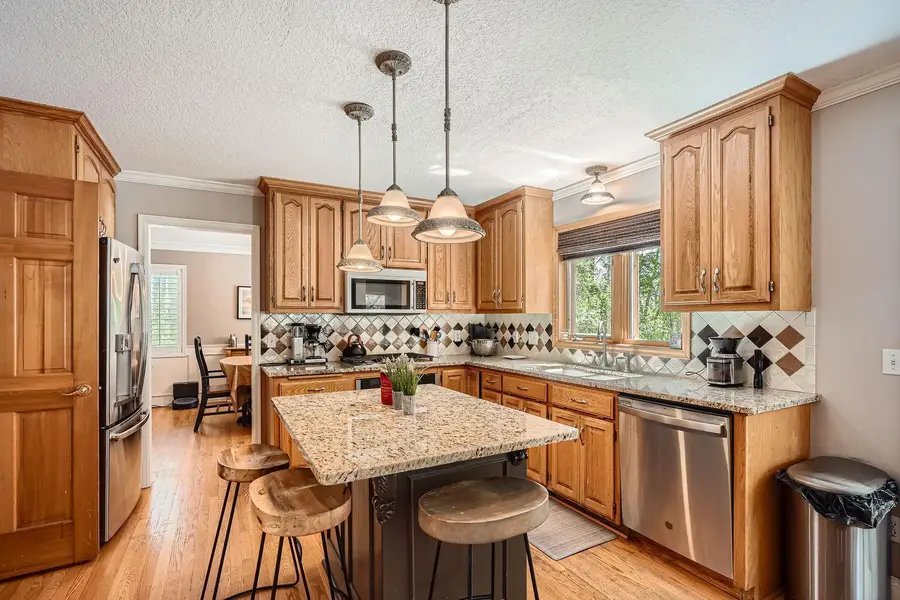 1237 Summit Oaks Drive, Burnsville, MN 55337 - #3