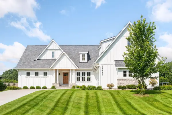 19459 Iteri Avenue, Lakeville, MN 55044