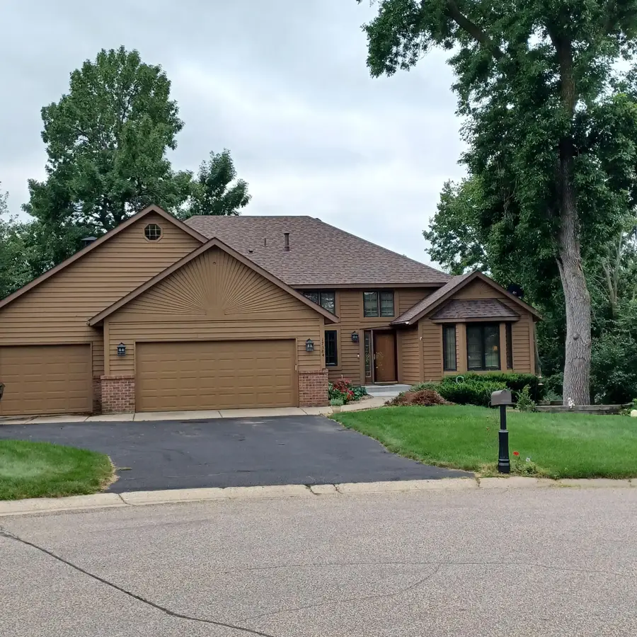 17384 Harding Lane, Lakeville, MN 55044 - Image #3