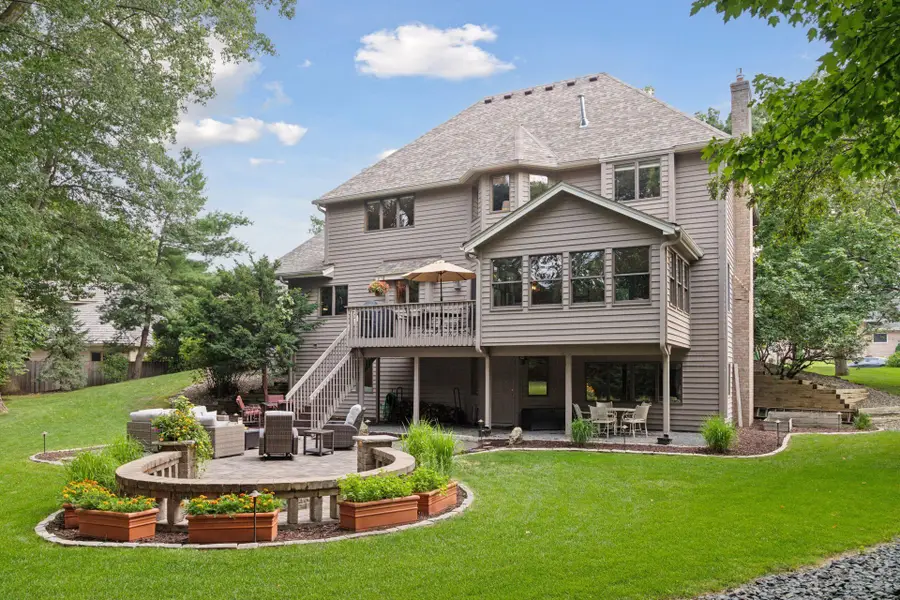 2204 Wildwood Court, Burnsville, MN 55306 - Image #2