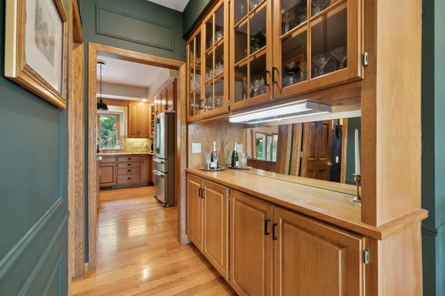 2204 Wildwood Court, Burnsville, MN 55306 - Image #3