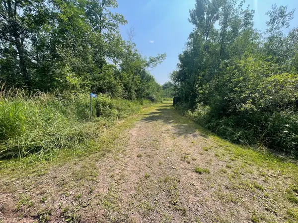 63872 Kingsdale Road, Sandstone, MN 55072