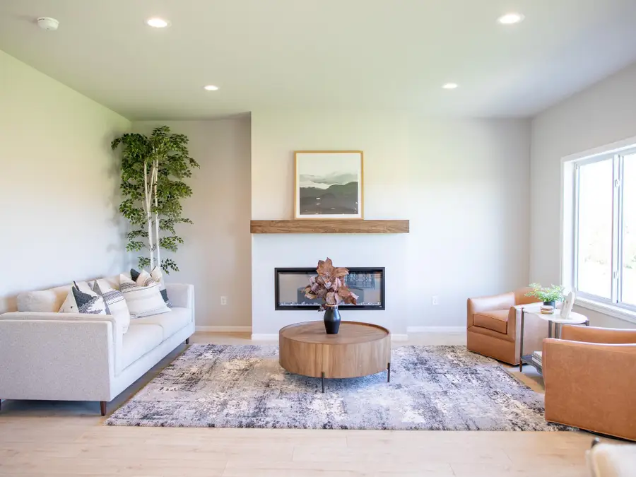 10202 Burgundy Drive, Horace, ND 58047 - Image #3