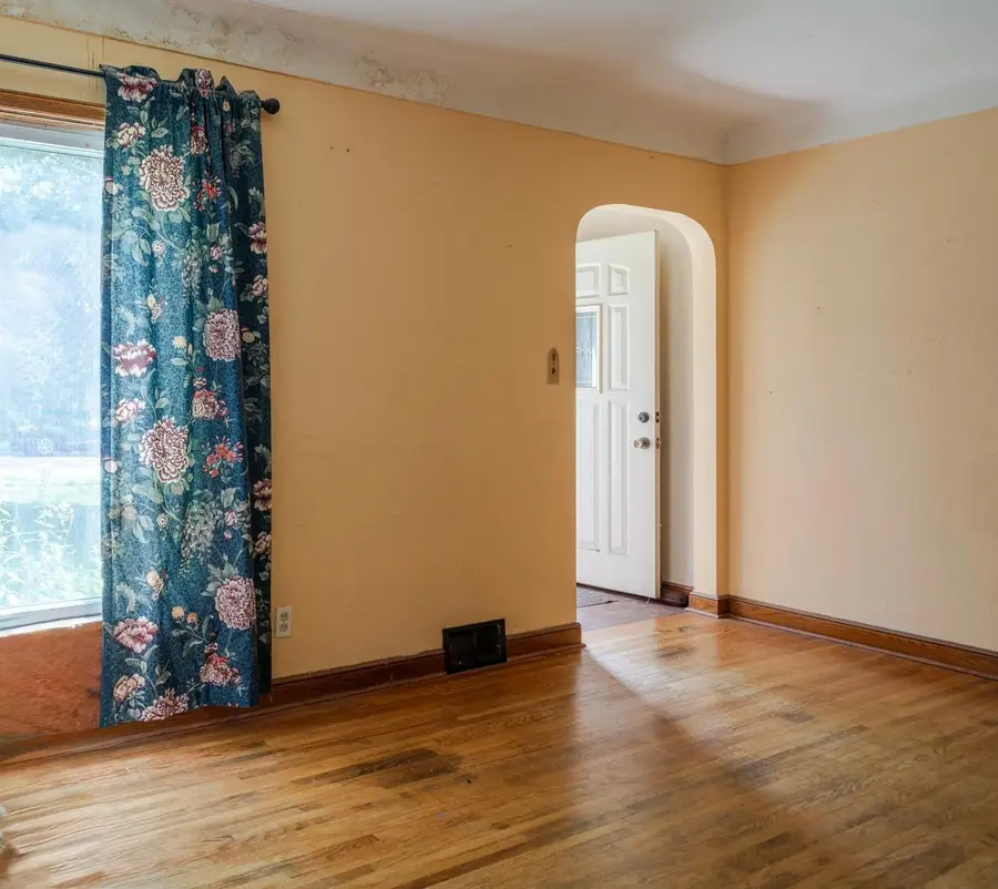 1357 Birmingham Street, Saint Paul, MN 55106 - #3