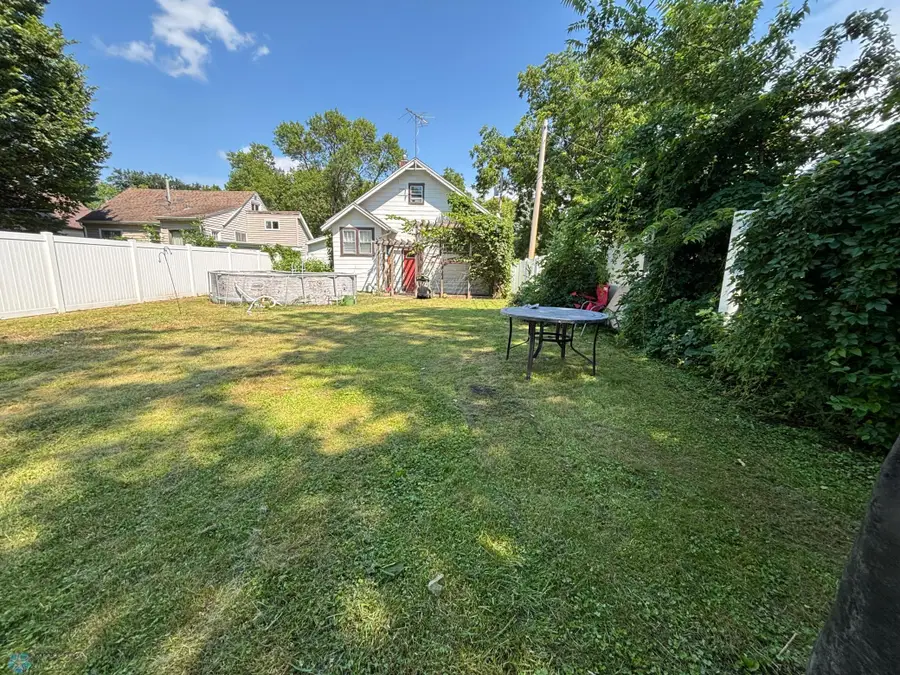 315 Dudrey Court, Moorhead, MN 56560 - Image #2