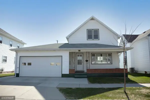 225 Lincoln Avenue, Crookston, MN 56716