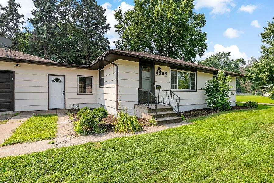 4309 63rd Avenue N, Minneapolis, MN 55429 - Image #2
