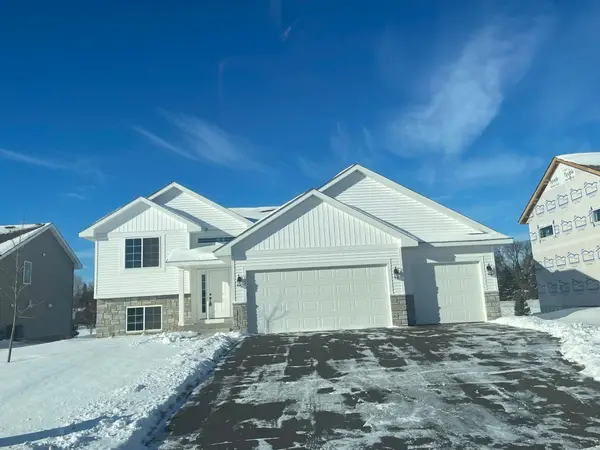 17691 Empire Trail, Lakeville, MN 55044