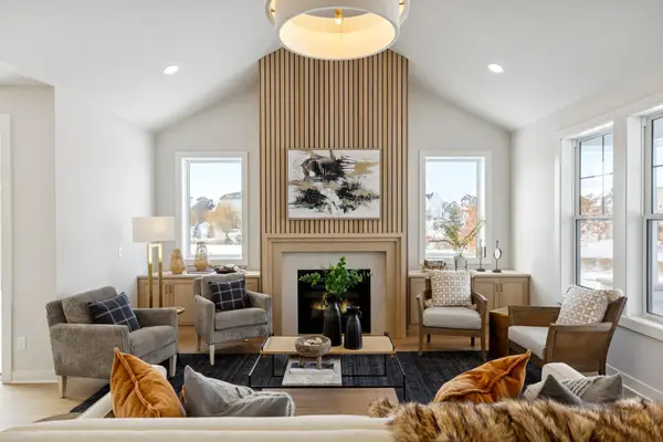 11359 Wildflower Drive N, Lake Elmo, MN 55042