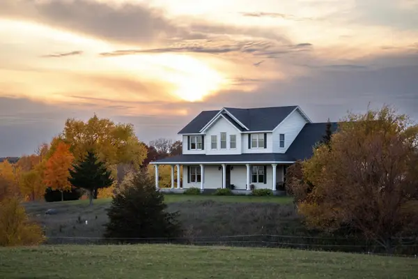 20801 13th Avenue, Saint Augusta, MN 55320