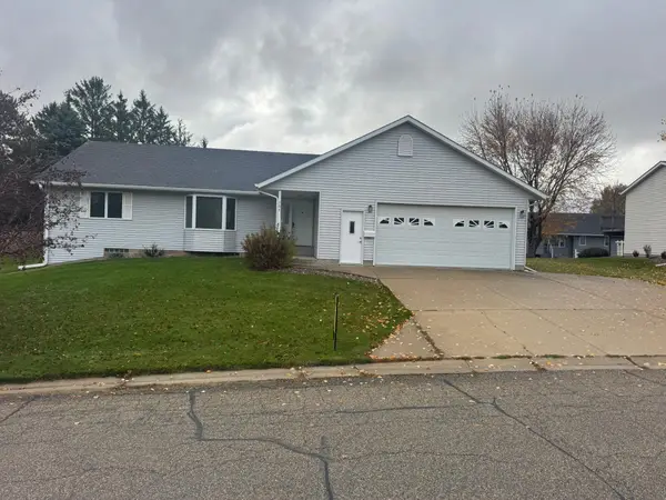 904 Marie Lane, Zumbrota, MN 55992