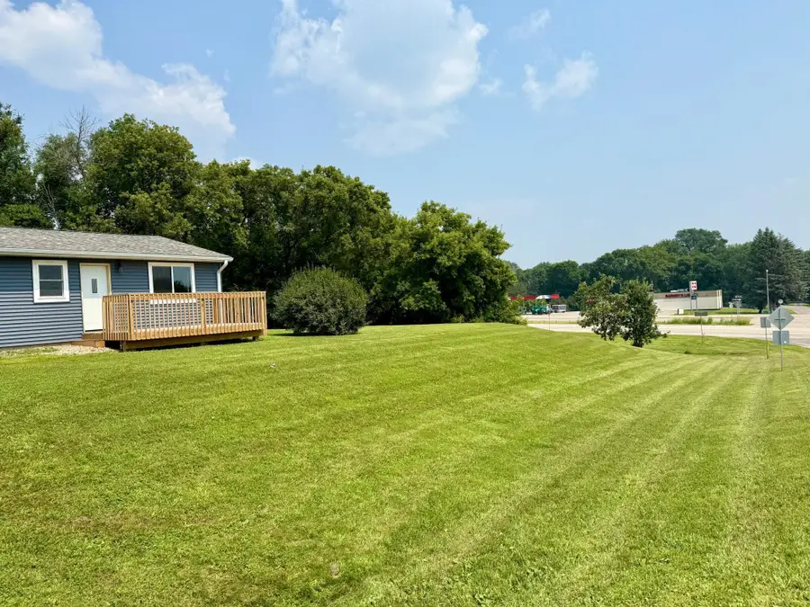 2250 66th Avenue Ne, Willmar, MN 56201 - Image #2