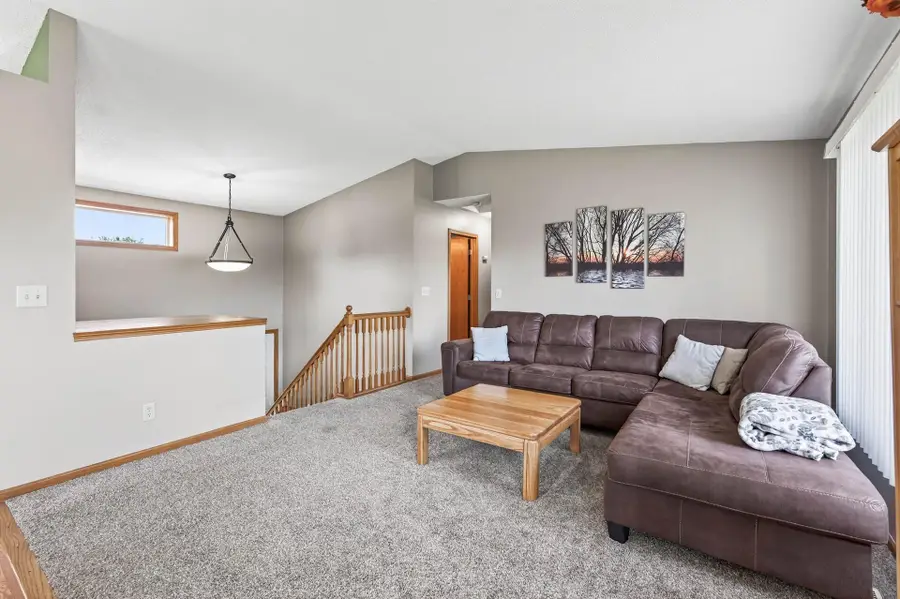 516 Cottonwood Street Sw, Isanti, MN 55040 - #3