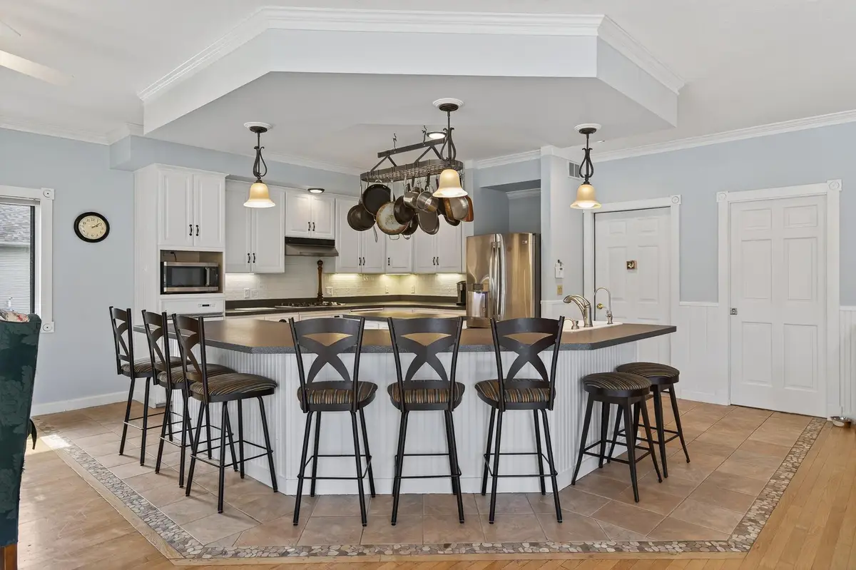 6090 Babcock Trail, Inver Grove Heights, MN 55077 - Image #1