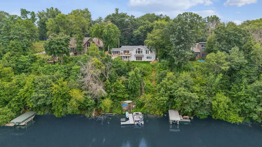 621 Mallalieu Drive, Hudson, WI 54016 - Image #2