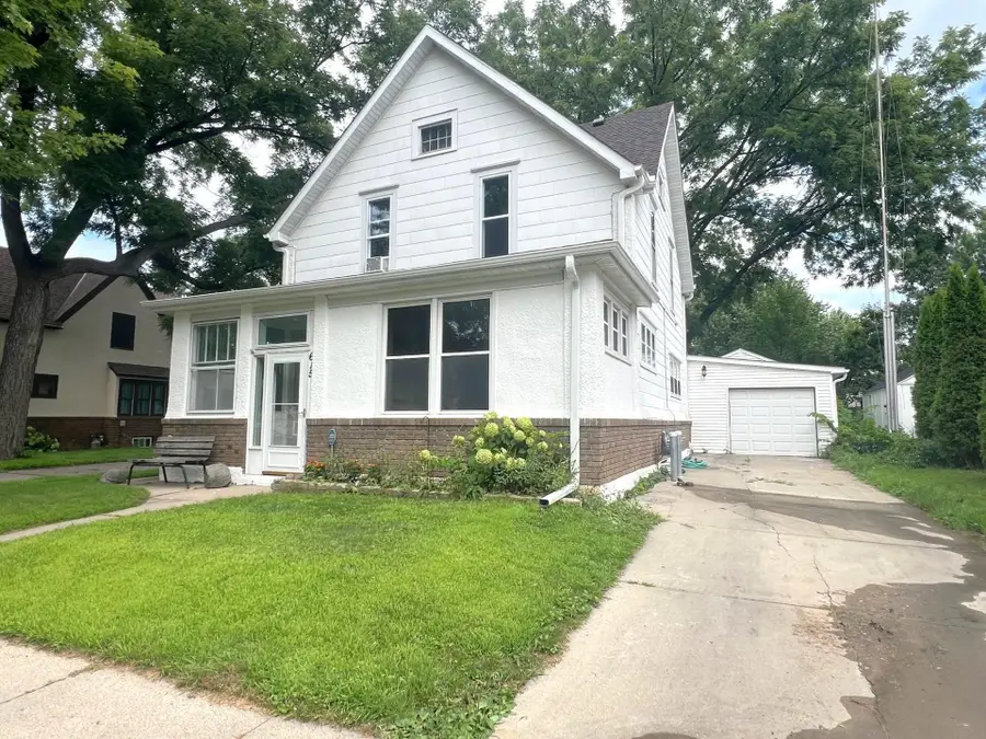 615 3rd Street Se, Willmar, MN 56201 - Image #2