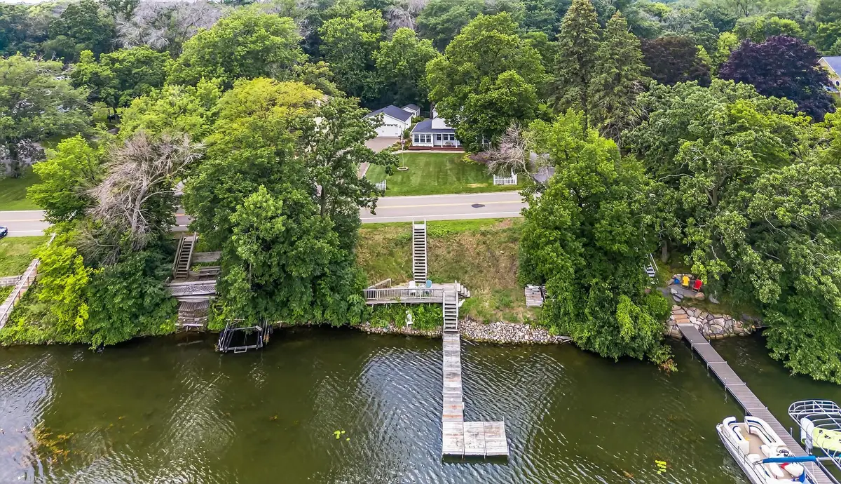 5325 W Bald Eagle Boulevard, White Bear Lake, MN 55110 - Image #1