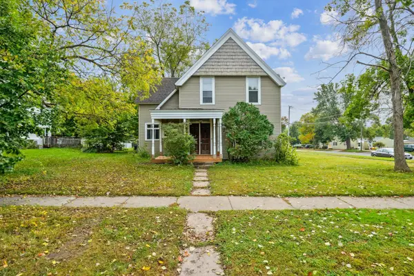 102 N 4th Street, River Falls, WI 54022