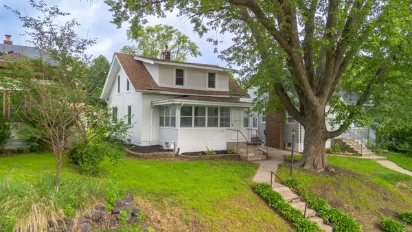 3719 Thomas Avenue N, Minneapolis, MN 55412